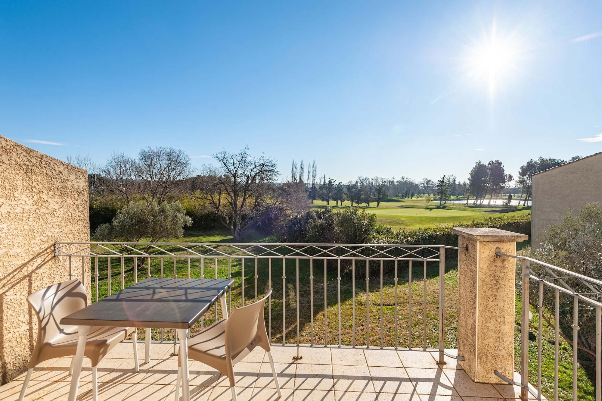 Residhotel Golf Grand Avignon Vedène Exterior foto