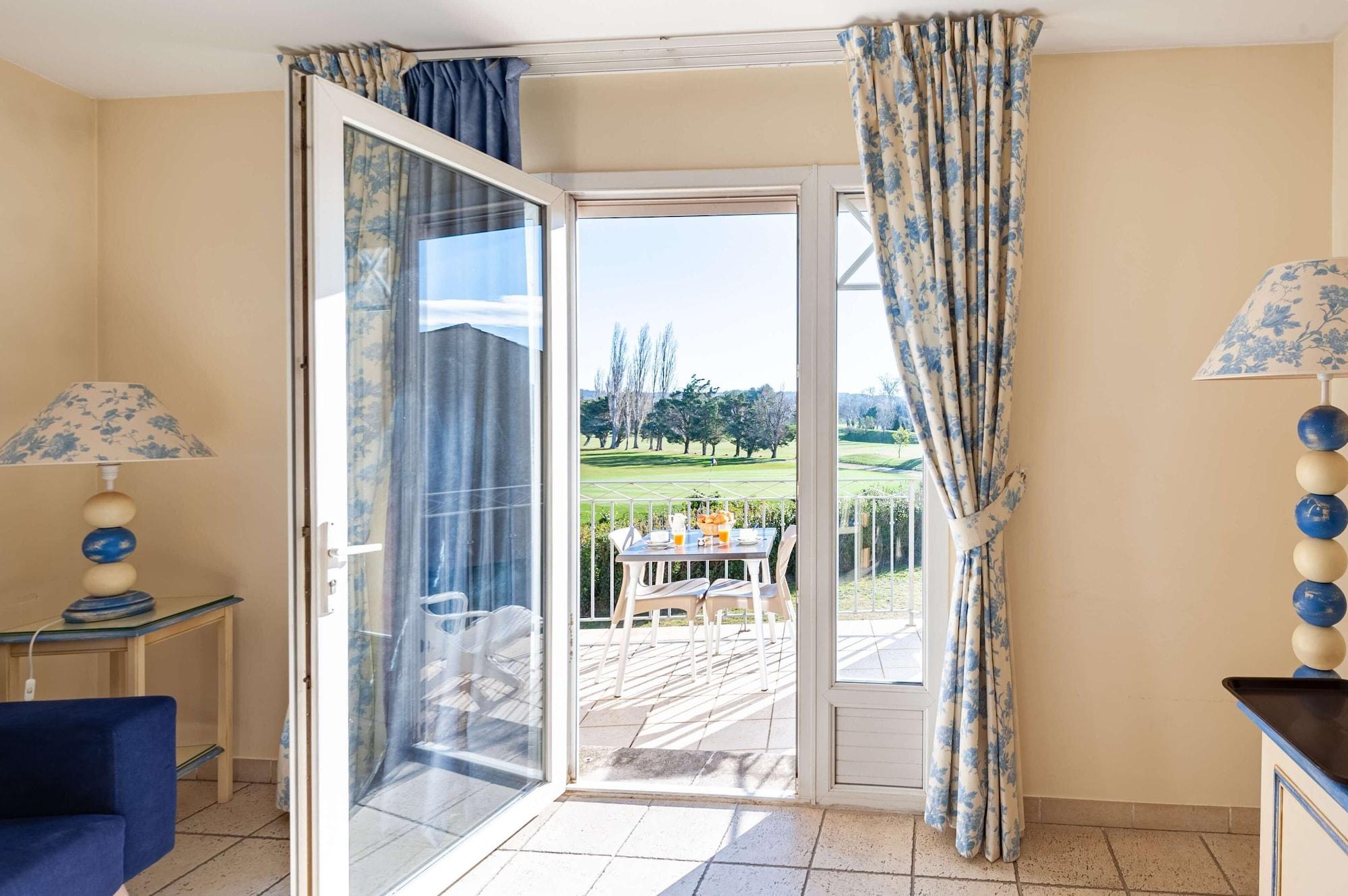 Residhotel Golf Grand Avignon Vedène Exterior foto