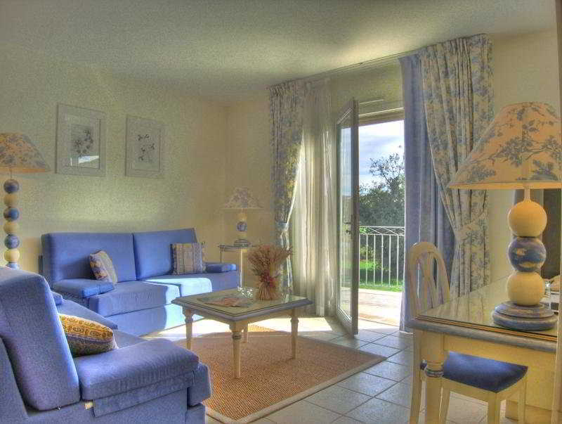 Residhotel Golf Grand Avignon Vedène Exterior foto