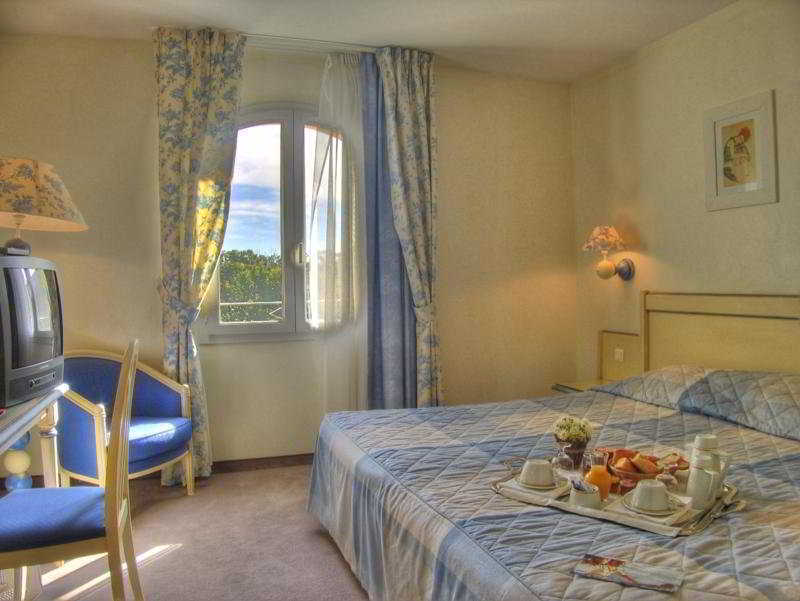 Residhotel Golf Grand Avignon Vedène Exterior foto